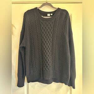 GAP Women’s Black Cable Knit Crewneck Sweater